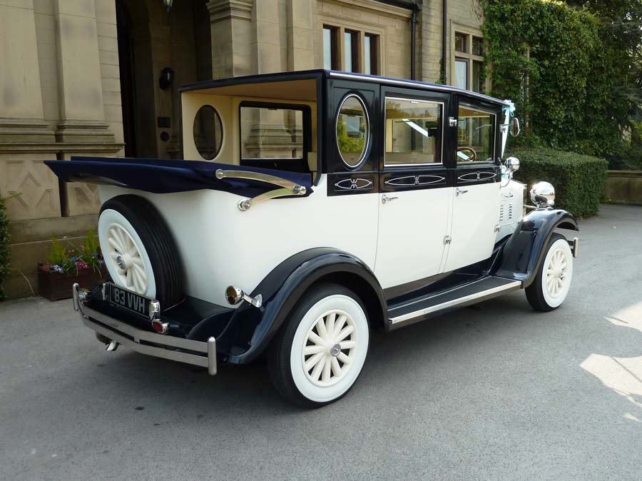 Imperial Landaulette Wedding Car Hire - Exclusive Cars Northamptonshire